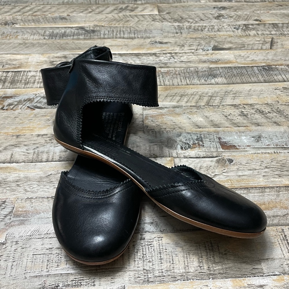 Pedro Garcia Flats